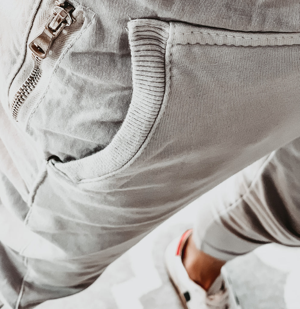 Light grey ULTIMATE joggers – Lucy Dodwell