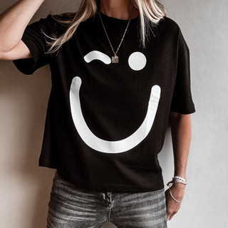 BLACK smiley t shirt *relaxed style* NEW