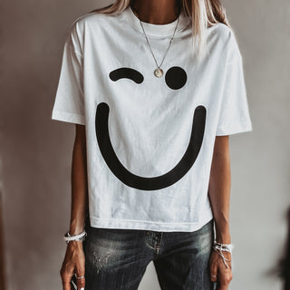 WHITE smiley t shirt *relaxed style* NEW