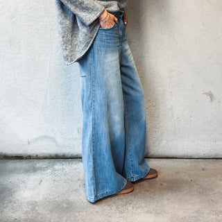 Hugo wide leg jeans *NEW*