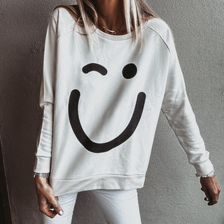 VINTAGE WHITE Smiley sweatshirt *relaxed style* BACK IN STOCK