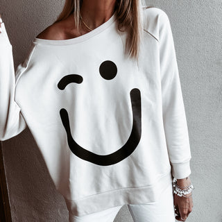 VINTAGE WHITE Smiley sweatshirt *relaxed style* BACK IN STOCK