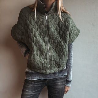 Olive Charlston quilted bomber *NEW*