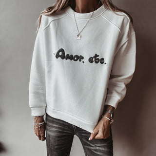 AMOR ETC white sweatshirt *NEW*