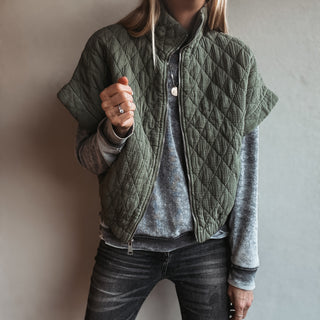 Olive Charlston quilted bomber *NEW*