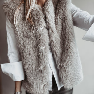 Faux fur GREY gilet *NEW*