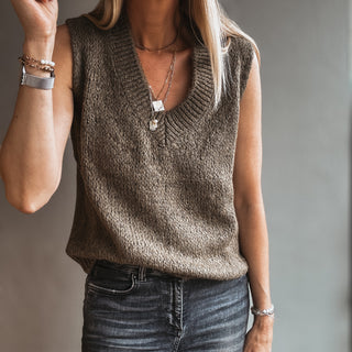 Fedora KHAKI knitted V tank *NEW*