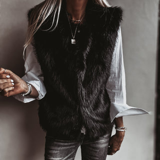 Faux fur BLACK gilet *NEW*