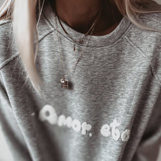 AMOR ETC grey sweatshirt *NEW*