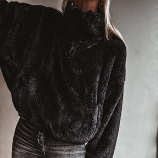 Super fleecy black sweater *NEW*