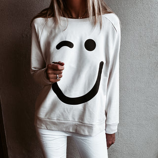 VINTAGE WHITE Smiley sweatshirt *relaxed style* BACK IN STOCK