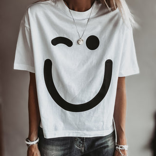 WHITE smiley t shirt *relaxed style* NEW