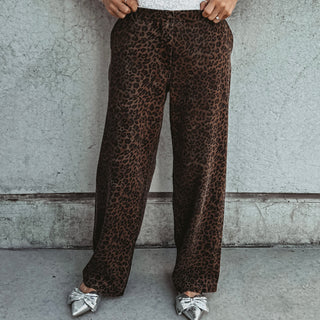 Leopard wide jeans *NEW*