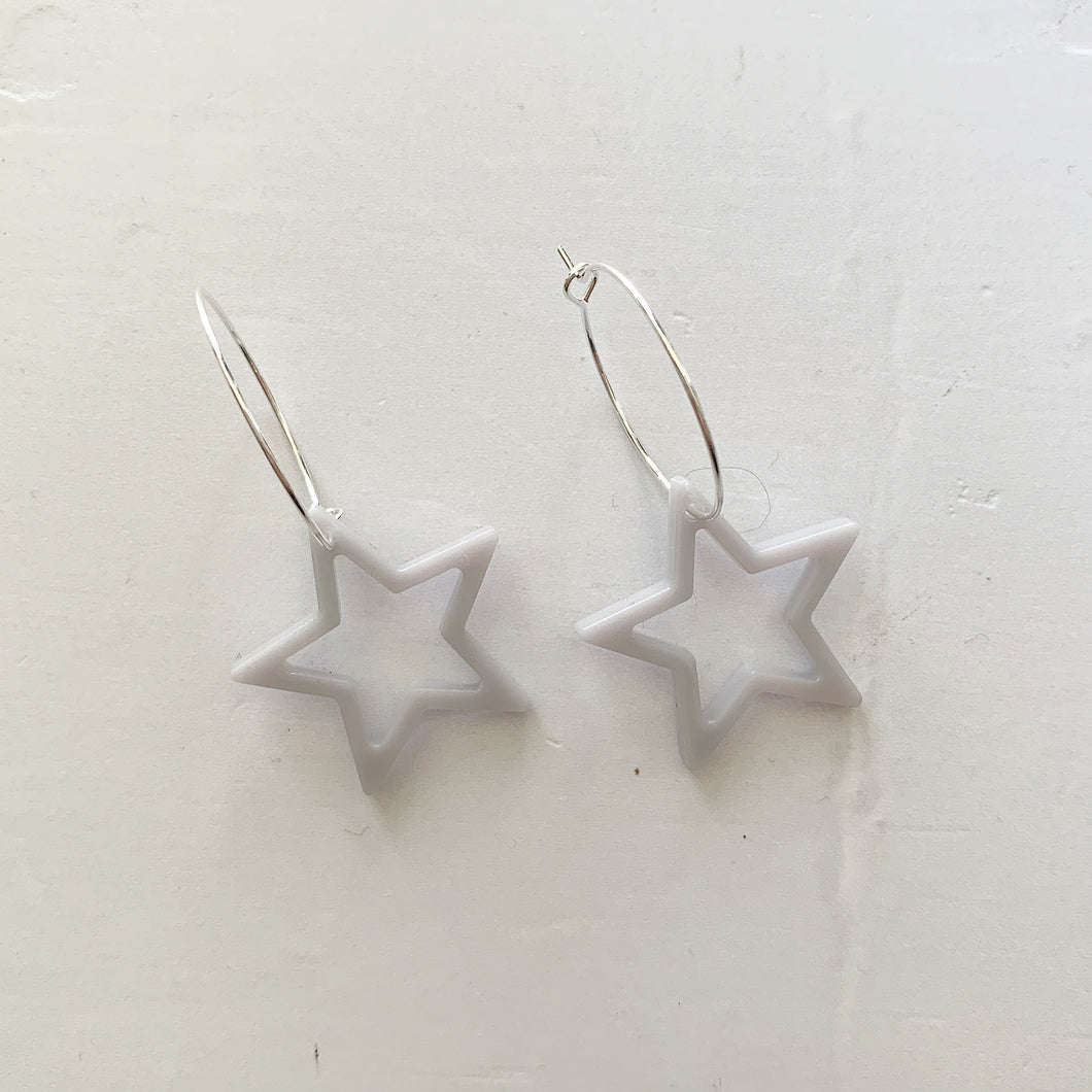 Grey outline star hoop earrings