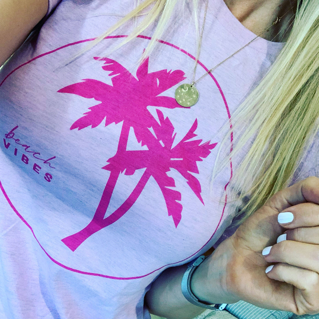 Beach vibes lilac tee (small uk 10)